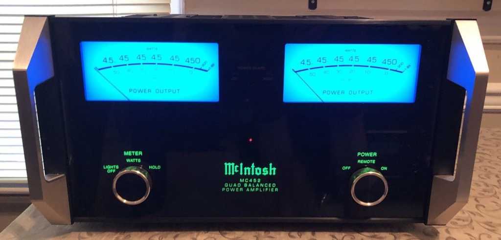 McIntosh MC452 Quad Vyvážený výkonový zesilovač -