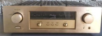 Accuphase E 210